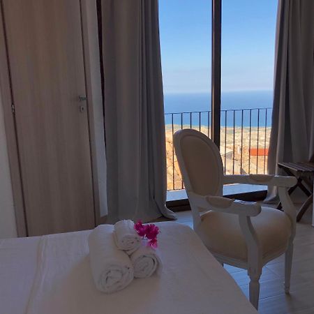 Perla Del Borgo Bed And Breakfast サンタ・カテリーナ・デッロ・イオーニオ エクステリア 写真