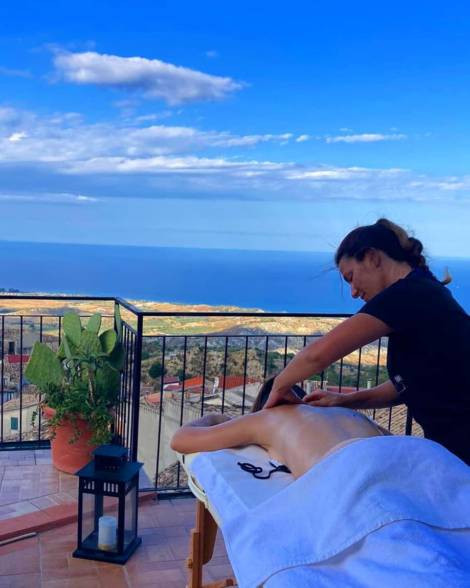 Perla Del Borgo Bed And Breakfast サンタ・カテリーナ・デッロ・イオーニオ エクステリア 写真