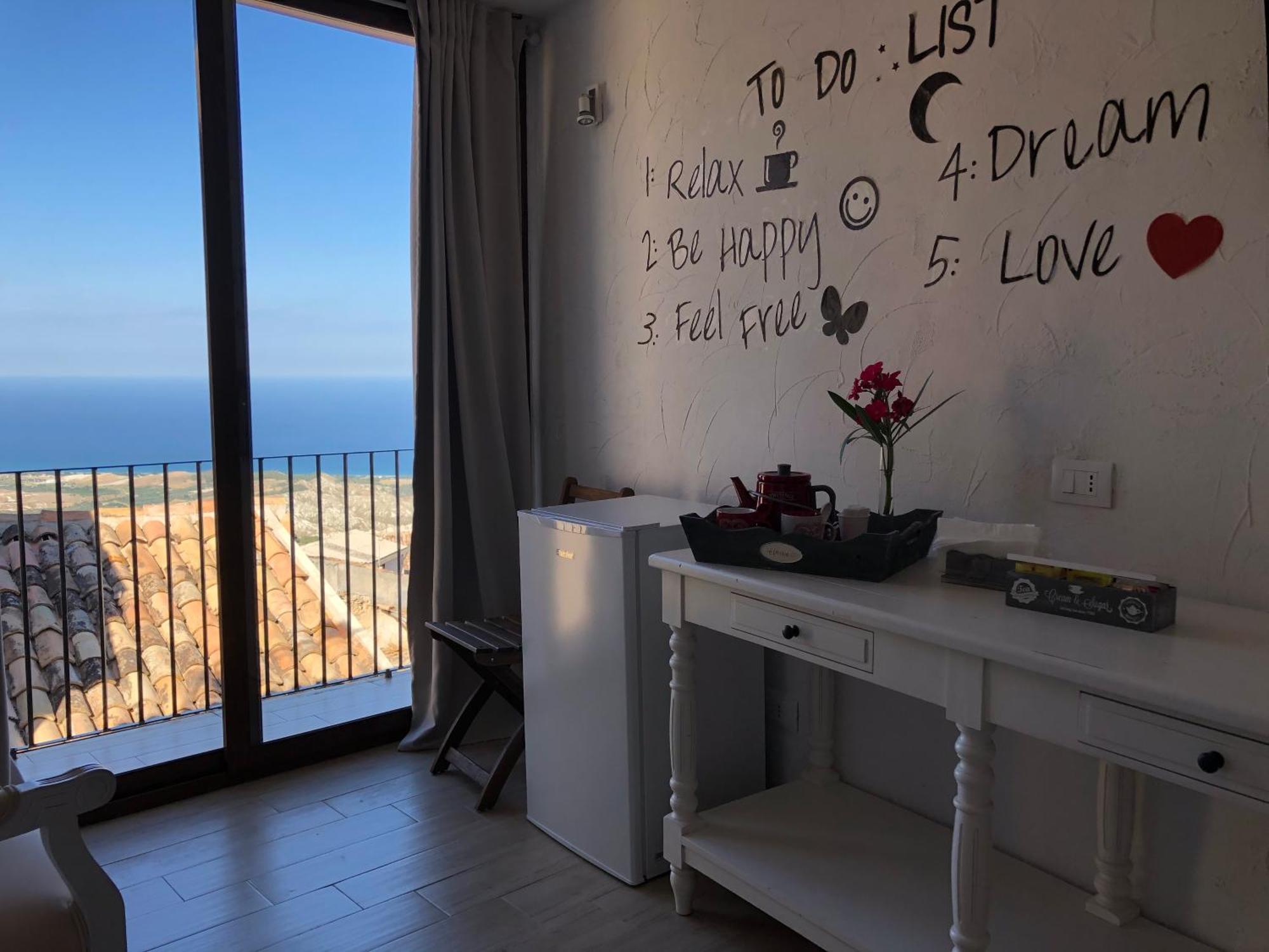 Perla Del Borgo Bed And Breakfast サンタ・カテリーナ・デッロ・イオーニオ エクステリア 写真