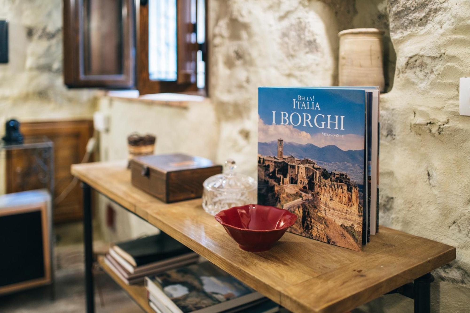 Perla Del Borgo Bed And Breakfast サンタ・カテリーナ・デッロ・イオーニオ エクステリア 写真