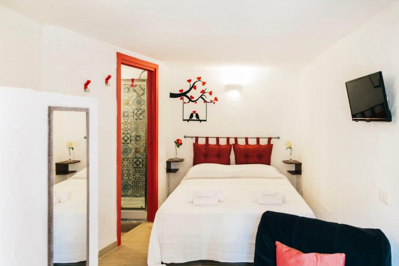 Perla Del Borgo Bed And Breakfast サンタ・カテリーナ・デッロ・イオーニオ エクステリア 写真