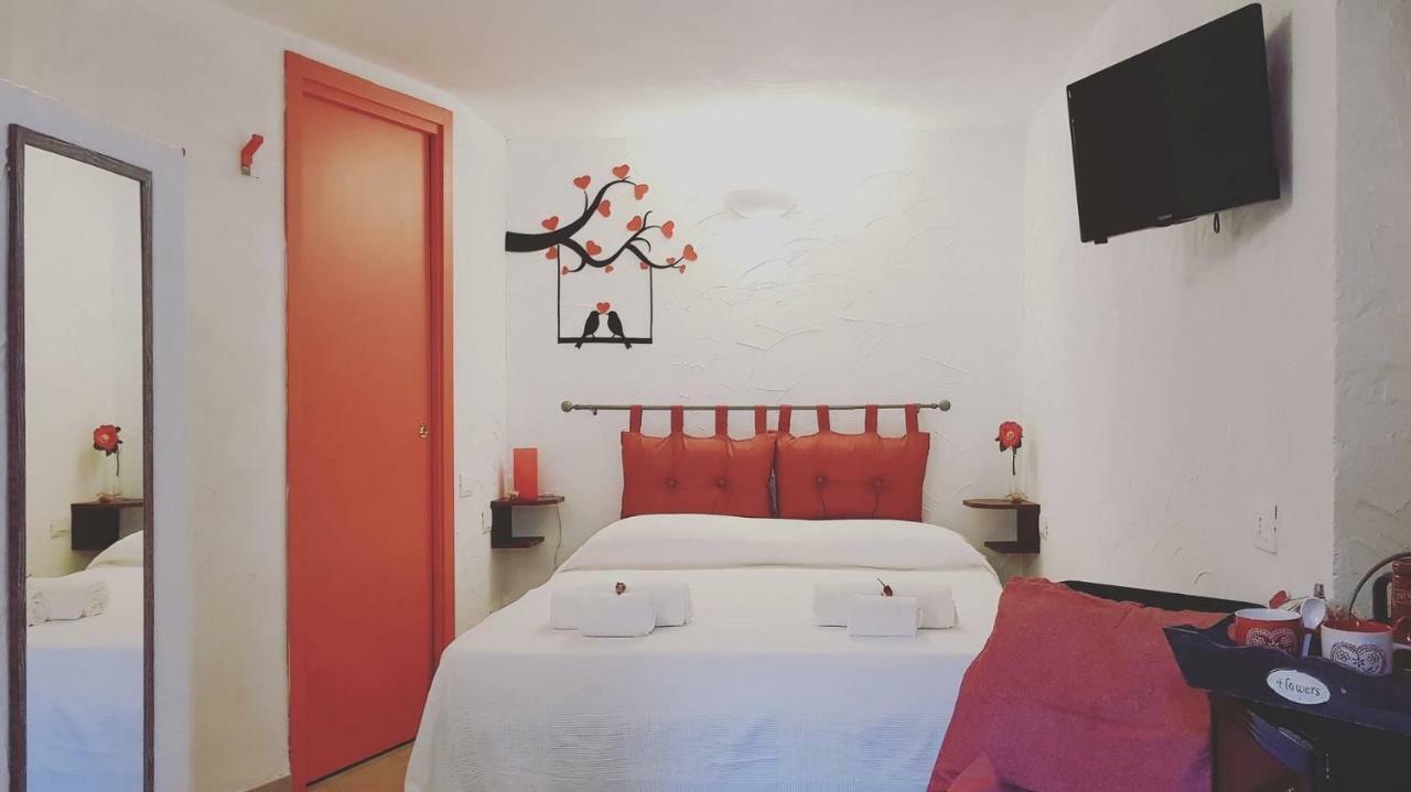 Perla Del Borgo Bed And Breakfast サンタ・カテリーナ・デッロ・イオーニオ エクステリア 写真